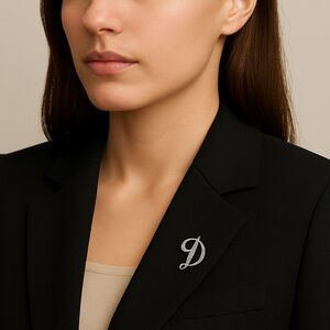 D initial pin silvertone signed HH Ling .5” long